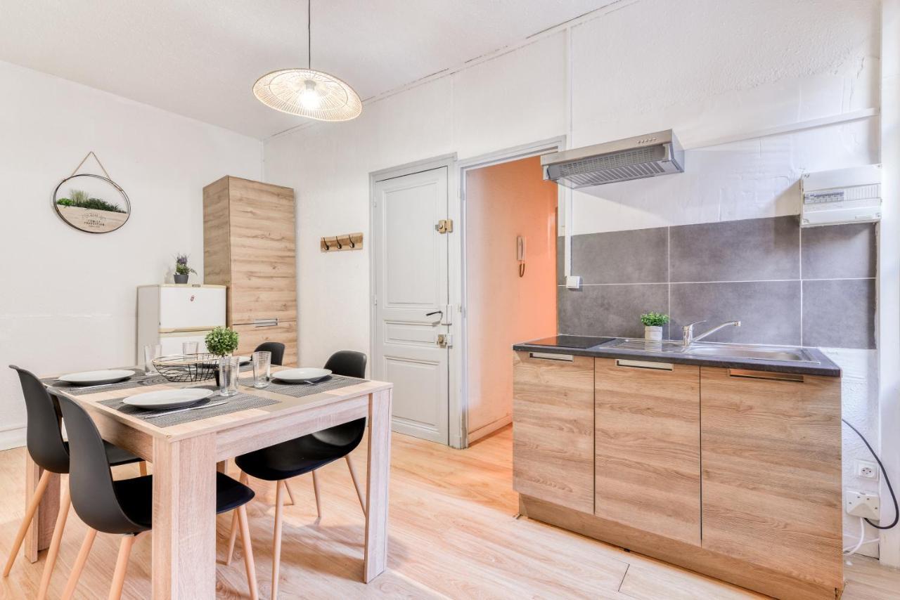Le Central - Wifi - Tout A Pied Apartment Carcassonne Luaran gambar
